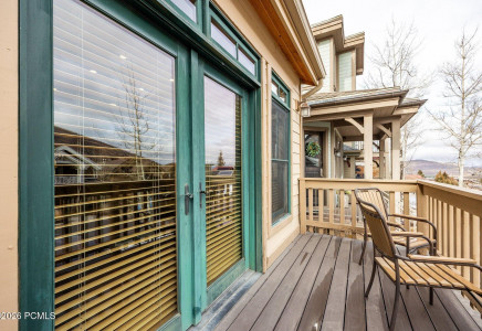 Image for 1203  Empire Avenue