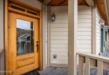 Image for 1203  Empire Avenue