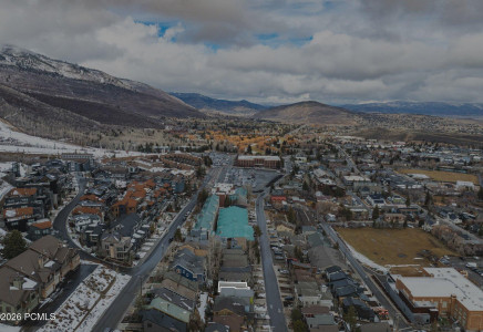 Image for 1203  Empire Avenue