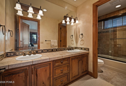 Image for 21  Silver Dollar Road