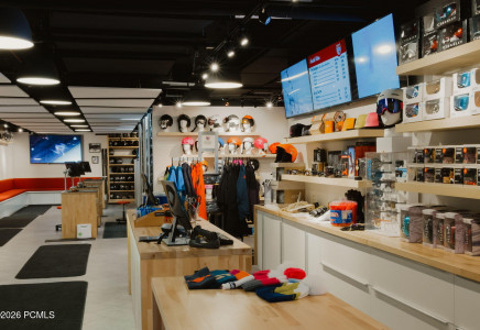 Image for 4867  Legacy Way