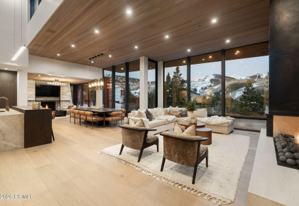 Image for 4867  Legacy Way