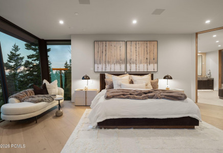 Image for 4867  Legacy Way