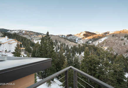 Image for 4867  Legacy Way