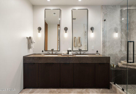 Image for 4867  Legacy Way