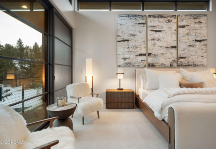 Image for 4867  Legacy Way