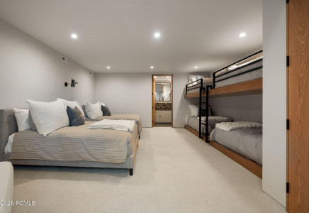 Image for 4867  Legacy Way