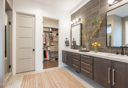 Image for 2565  Ledger Way