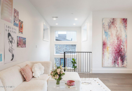 Image for 2565  Ledger Way