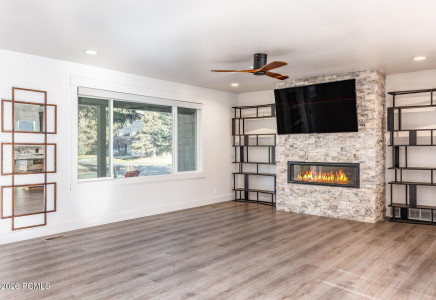 Image for 2830  Holiday Ranch Loop Road