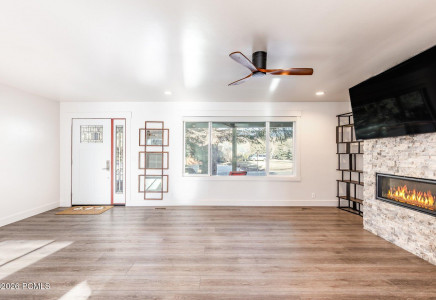 Image for 2830  Holiday Ranch Loop Road