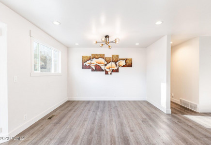 Image for 2830  Holiday Ranch Loop Road