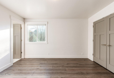 Image for 2830  Holiday Ranch Loop Road