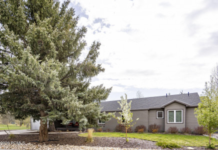 Image for 2830  Holiday Ranch Loop Road