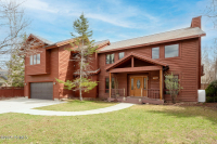 Image for 2003  Venus Court